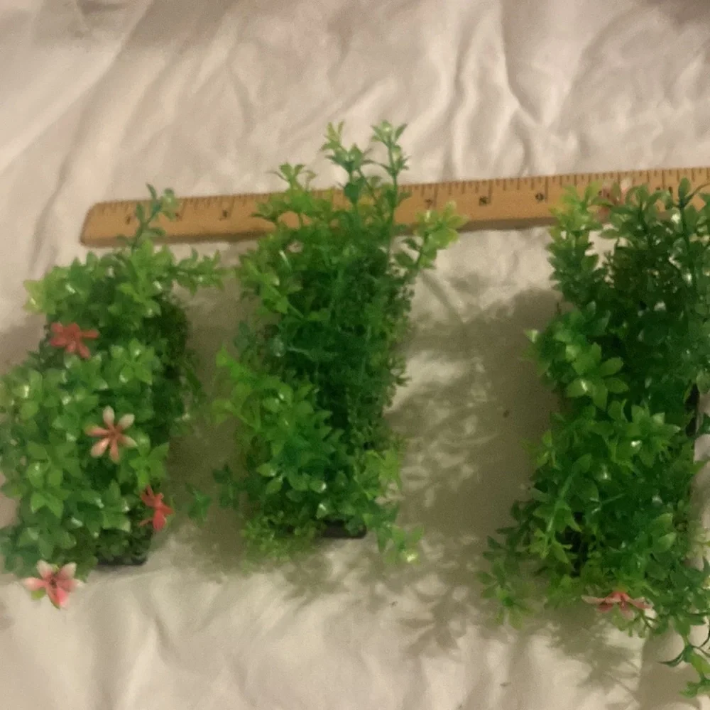 Aquarium green with pink flowers 3 pack.